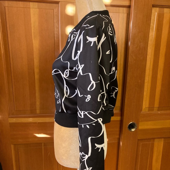 Designer Graphics Zip Up. - Picture 5 of 13